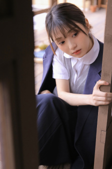 校花婉莹被农民工玩